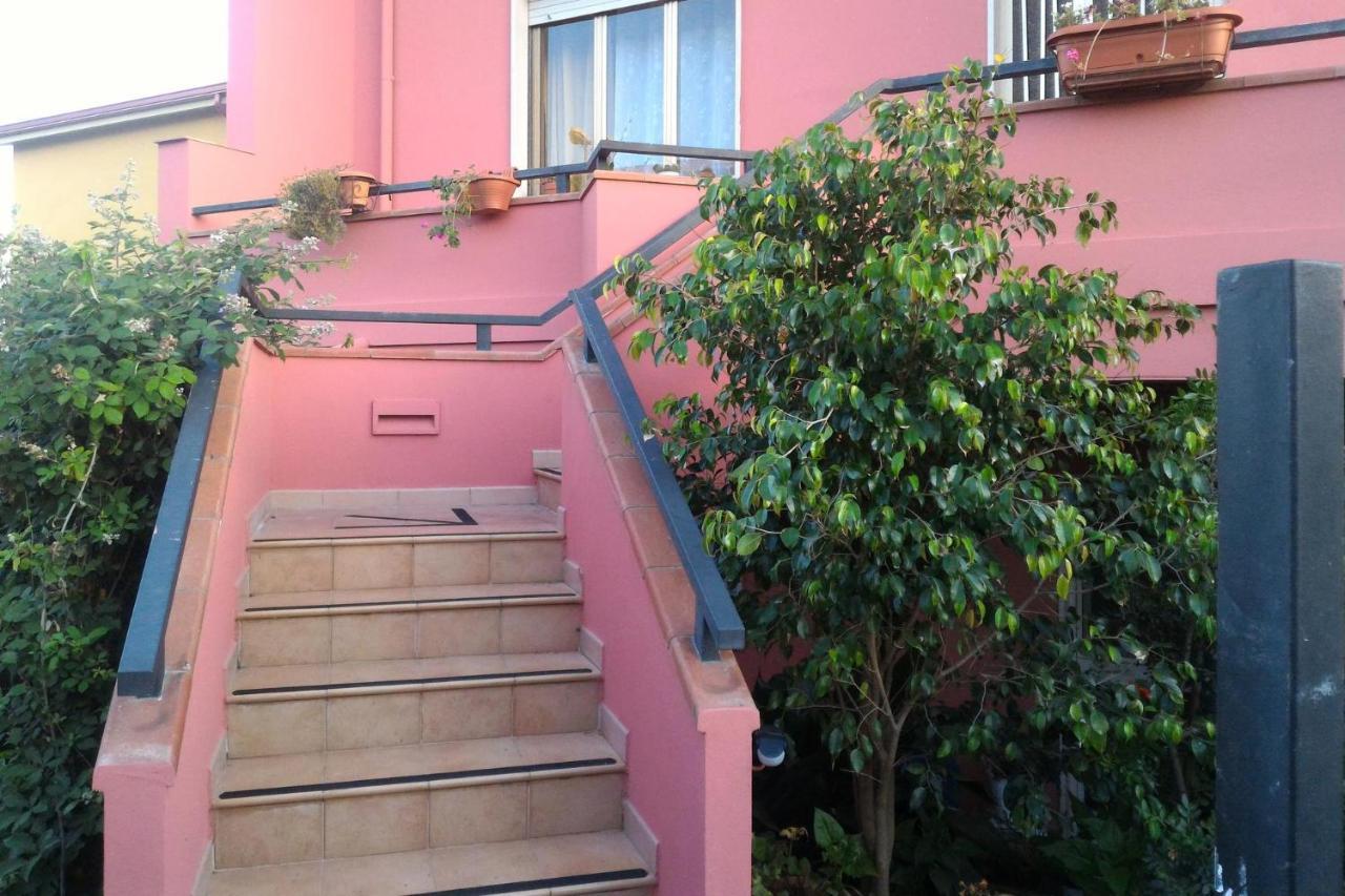 Corona Bed & Breakfast Sardara Exterior foto